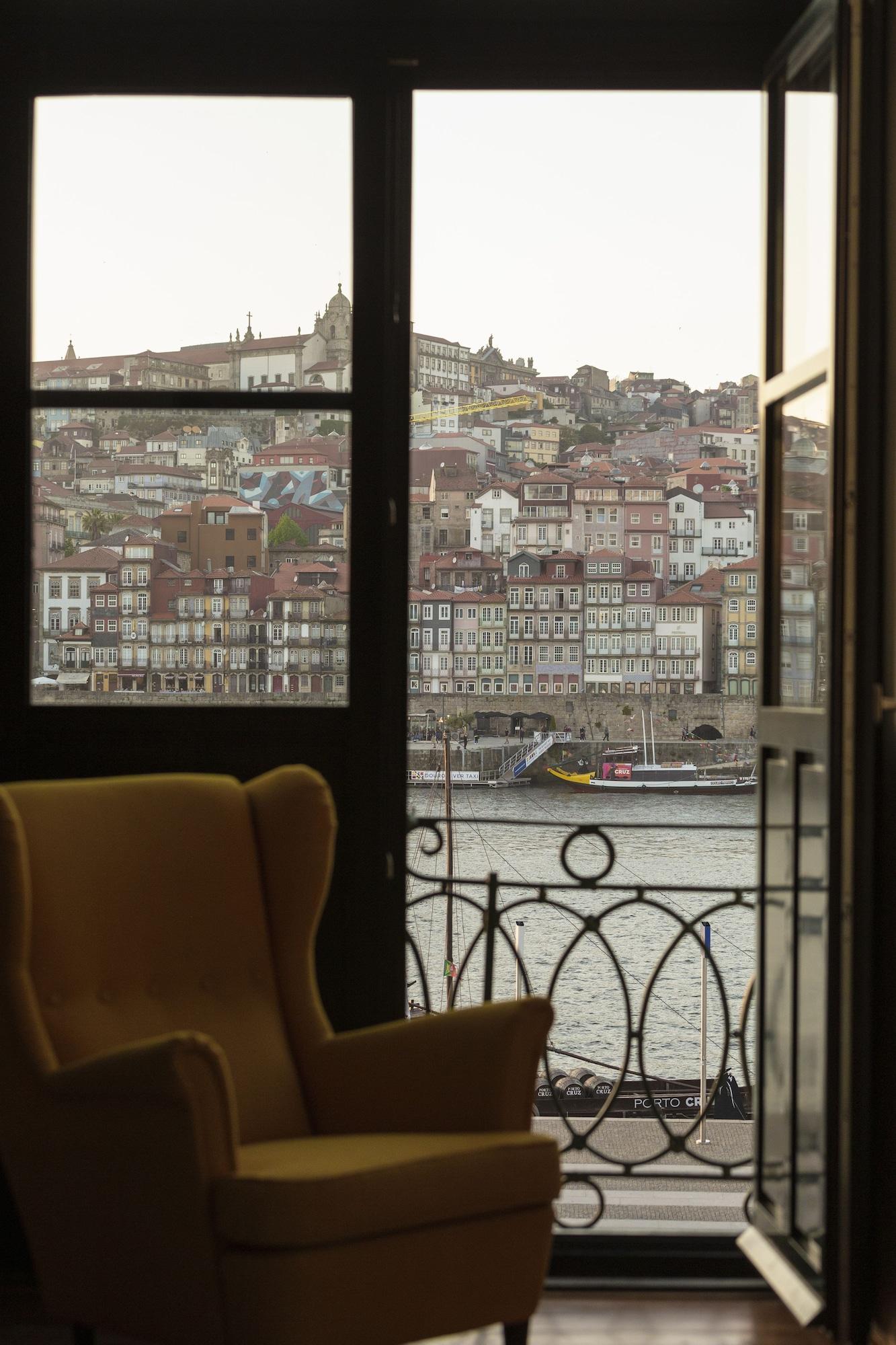 The House Of Sandeman *